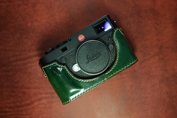Arte di Mano Half Case for Leica M10 with Battery Access Door - Minerva Black with Black Stitching