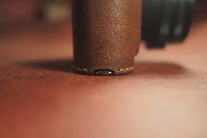 Arte di Mano Half Case for Leica M10 with Battery Access Door - Rally Volpe