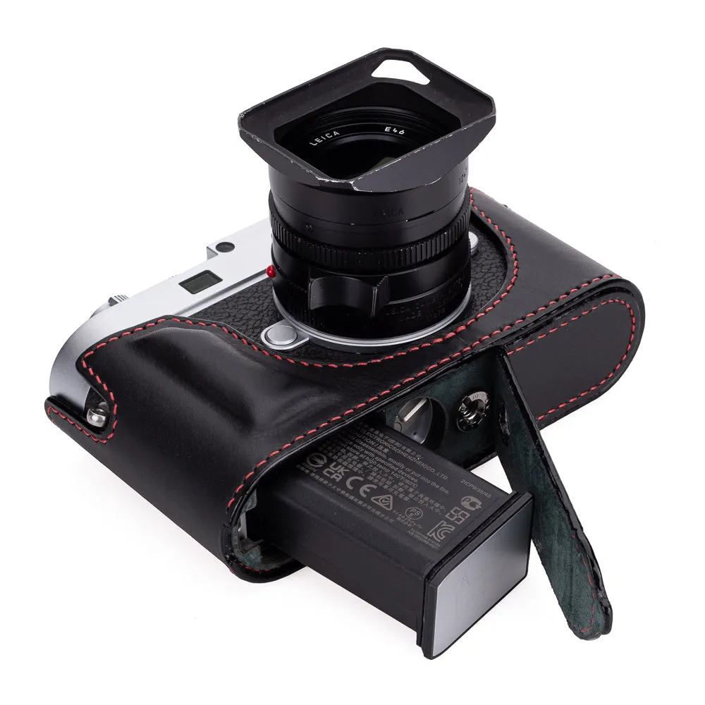 Arte di Mano Half Case for Leica M11 with Advanced Battery Access Door - Minerva Black with Red Stitching