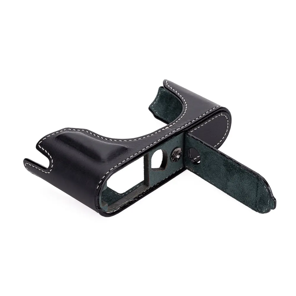 Arte di Mano Half Case for Leica M11 with Advanced Battery Access Door - Minerva Black with White Stitching
