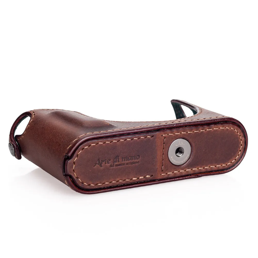 Arte di Mano Leica Q (Typ 116) Half Case with Battery Access Door - Rally Volpe