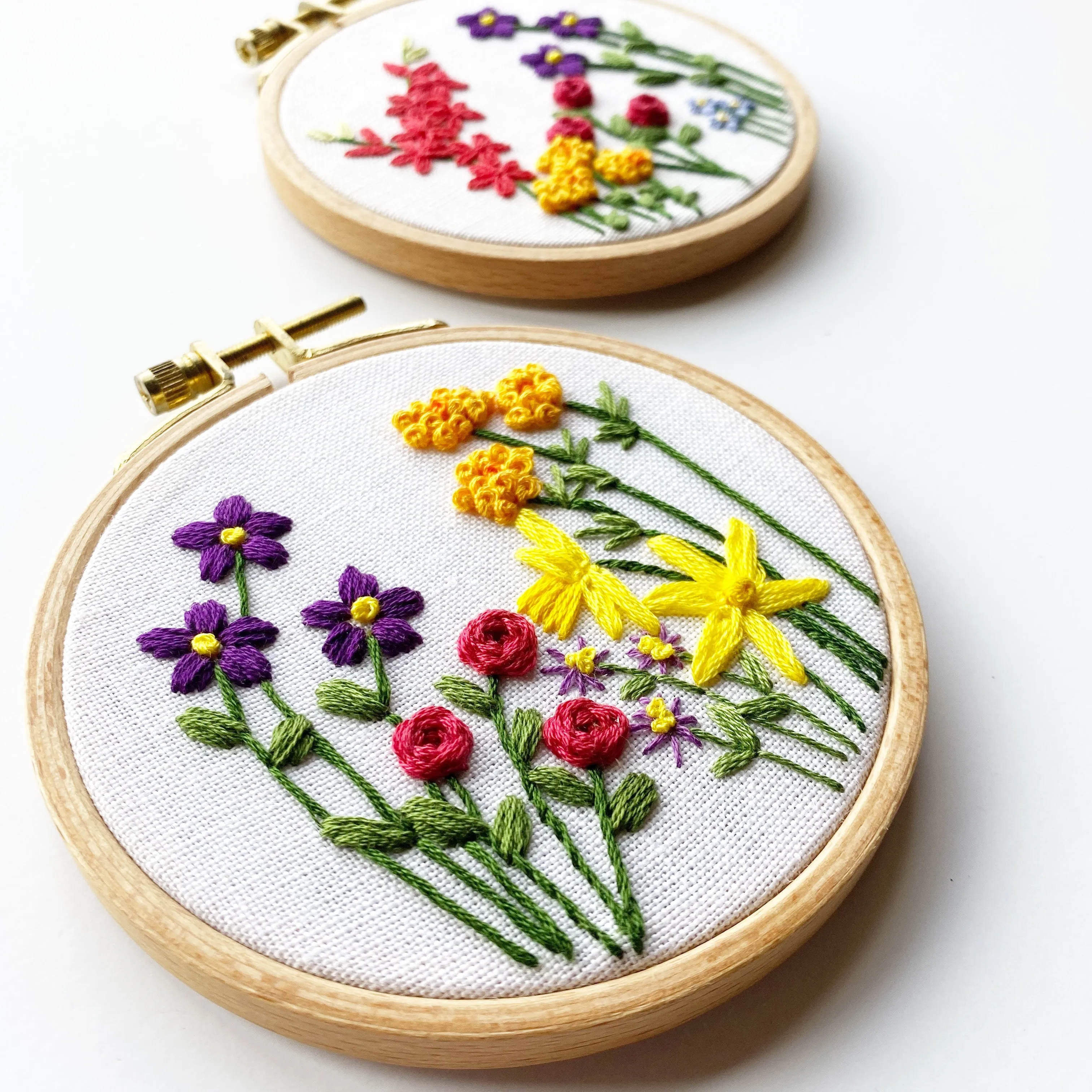 Beginning Embroidery with Rosanna Diggs - Family Flower Garden