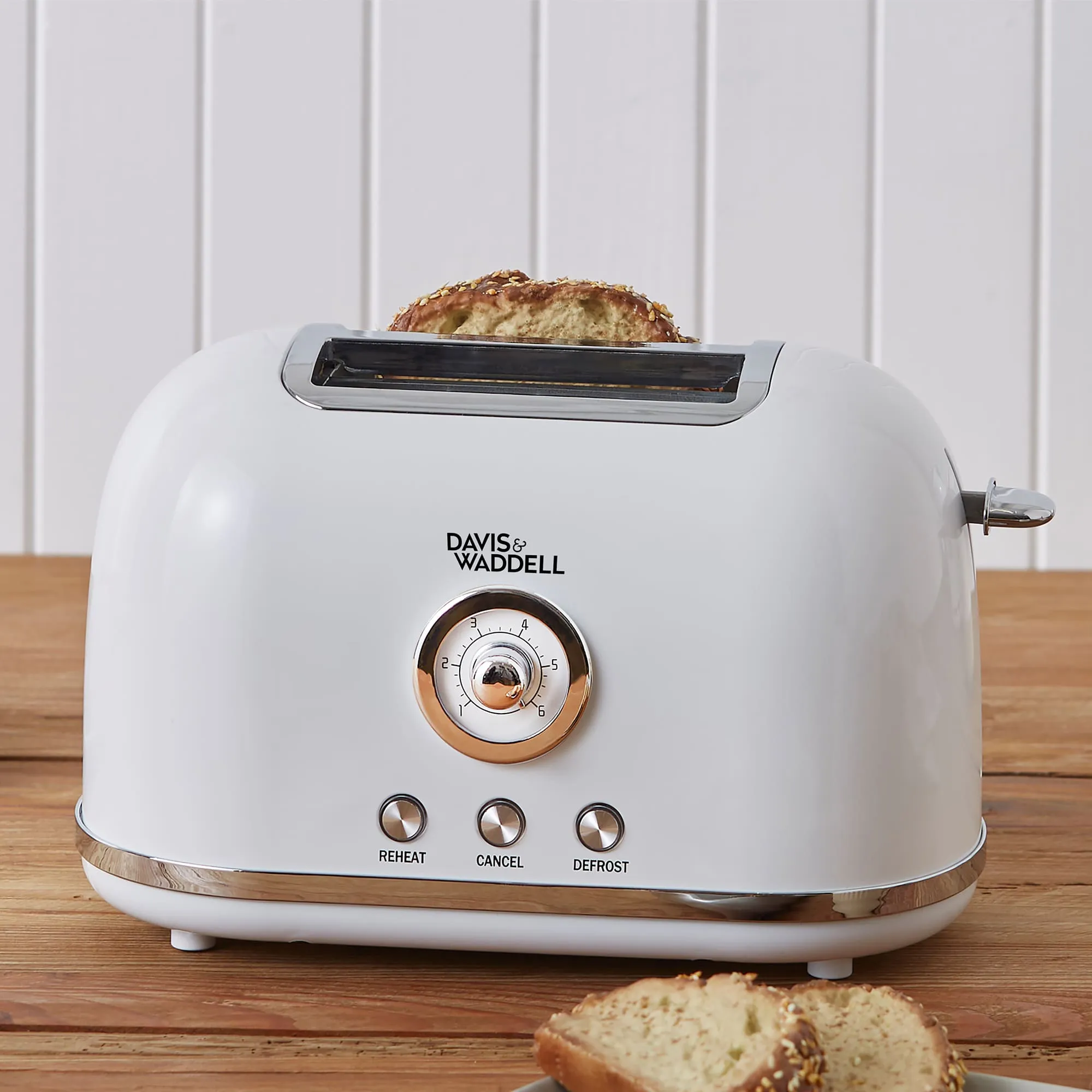 Davis & Waddell Manor 2 Slice Toaster in White
