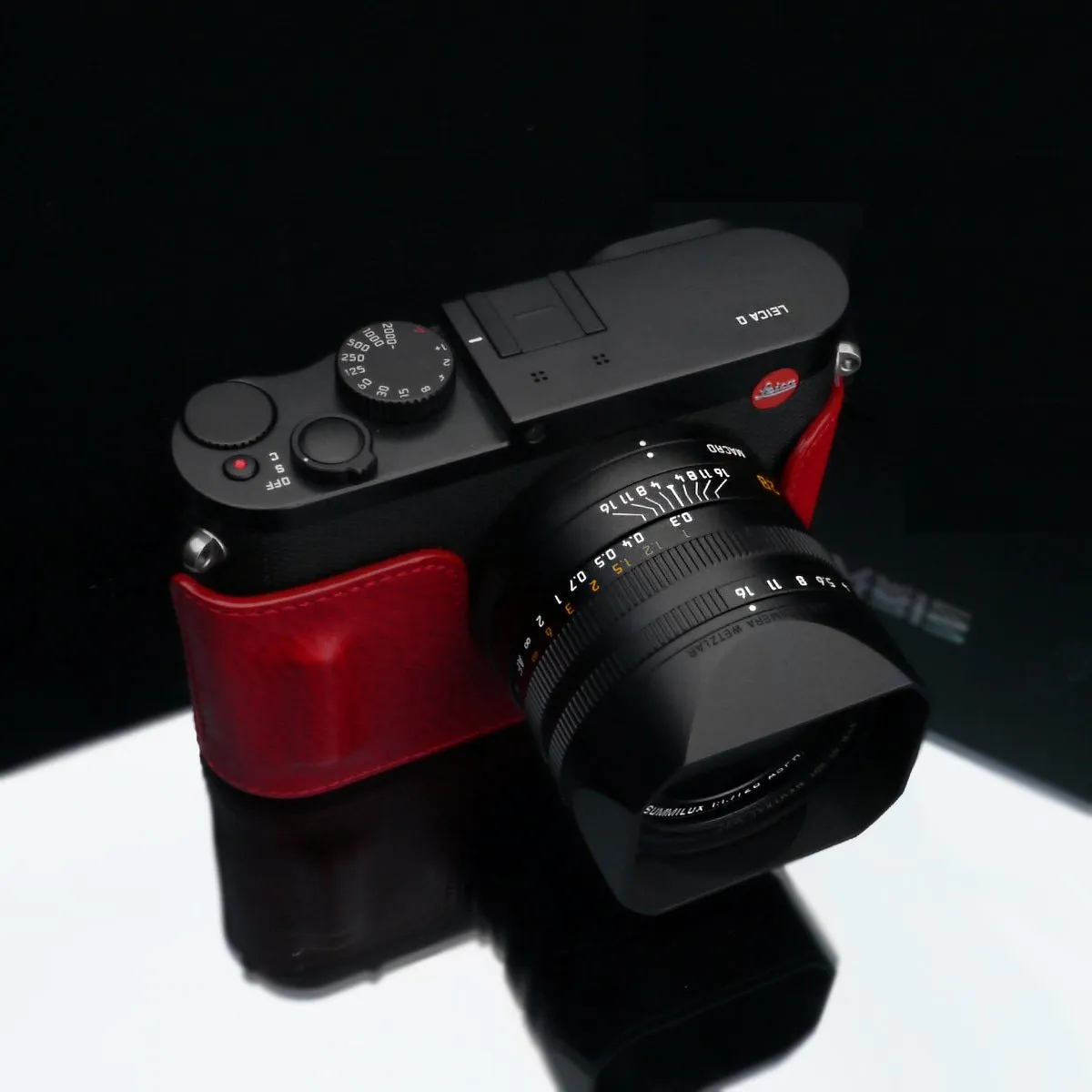 Stylish Gariz Red Leather Half Case for Leica Q & Q-P Camera - High-Quality & Durable