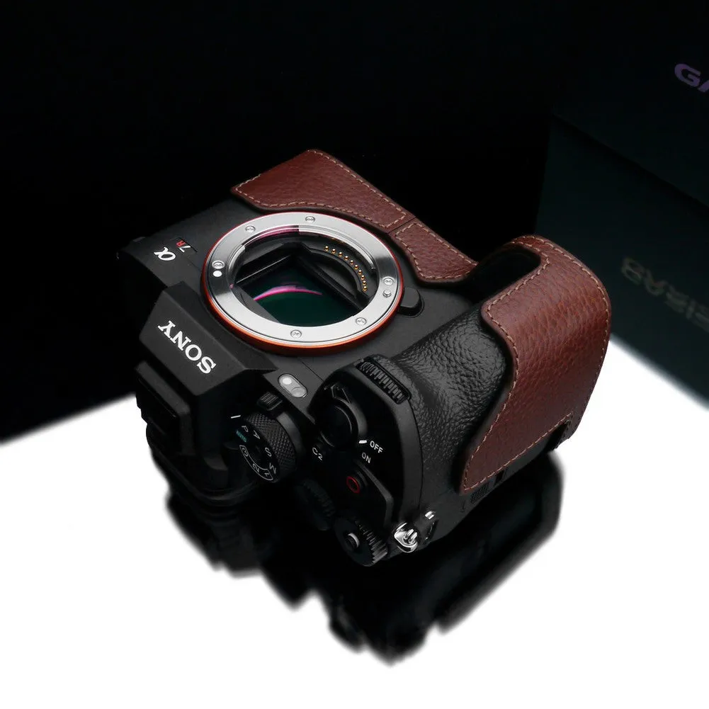 Gariz XS-CHA7RM5BR Half Leather Case for Sony A7RM5 / A7RV (Brown)