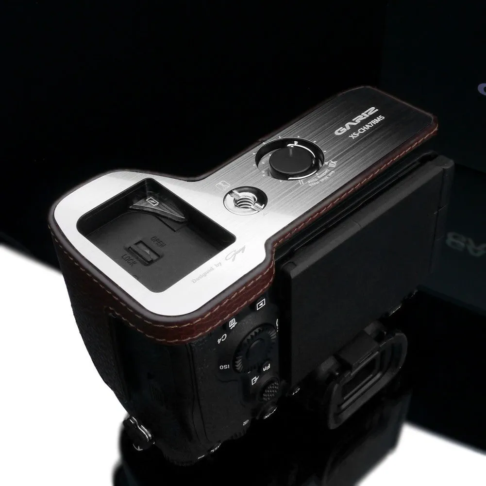 Gariz XS-CHA7RM5BR Half Leather Case for Sony A7RM5 / A7RV (Brown)