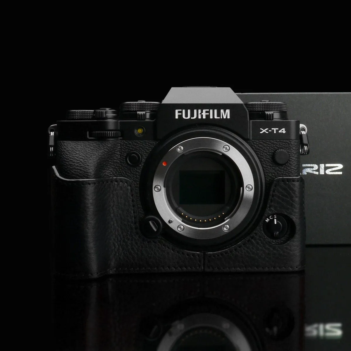 Gariz XS-CHXT4BK Black Leather Camera Half Case for Fujifilm X-T4