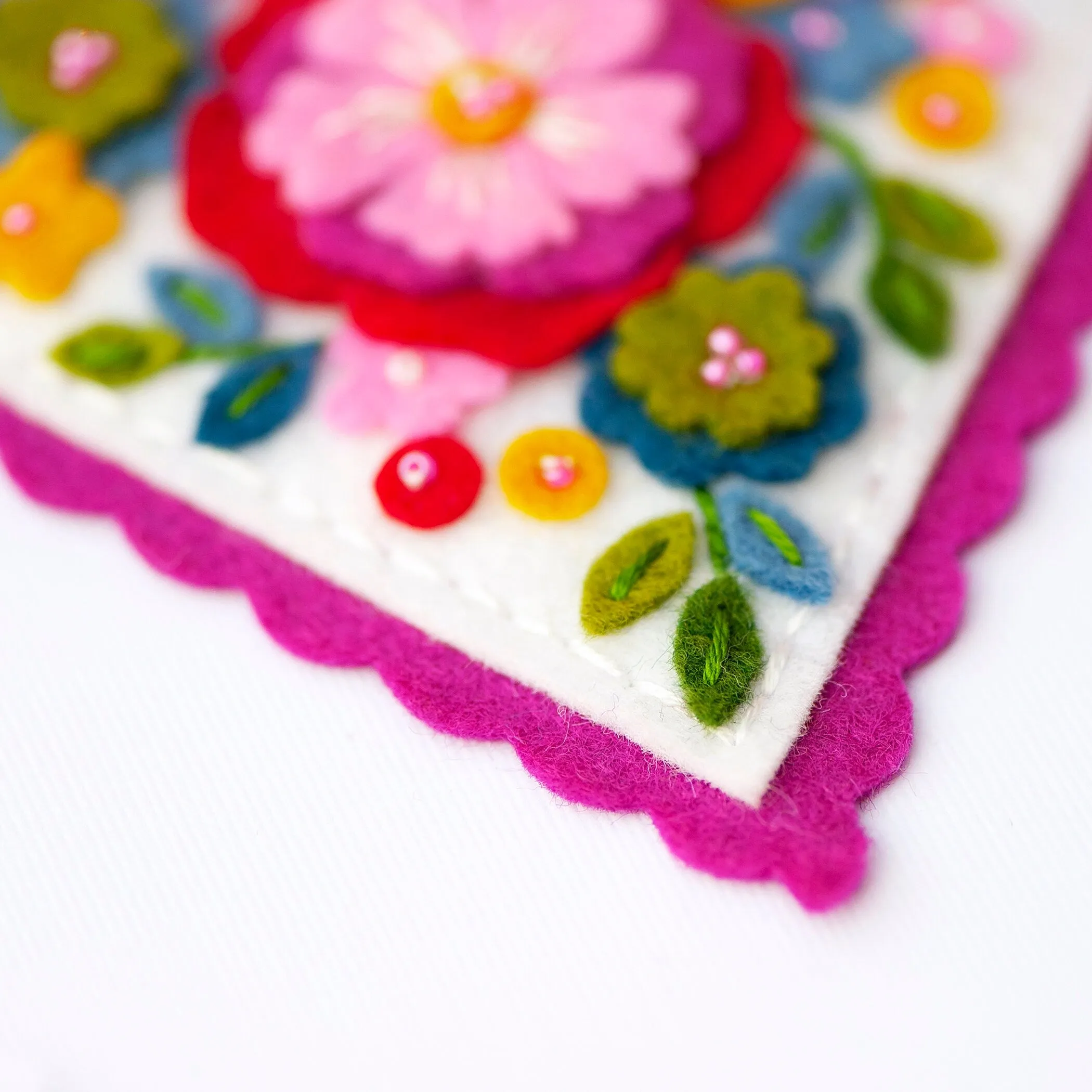 Heart And Home Wool Felt Ornaments Supply Kit