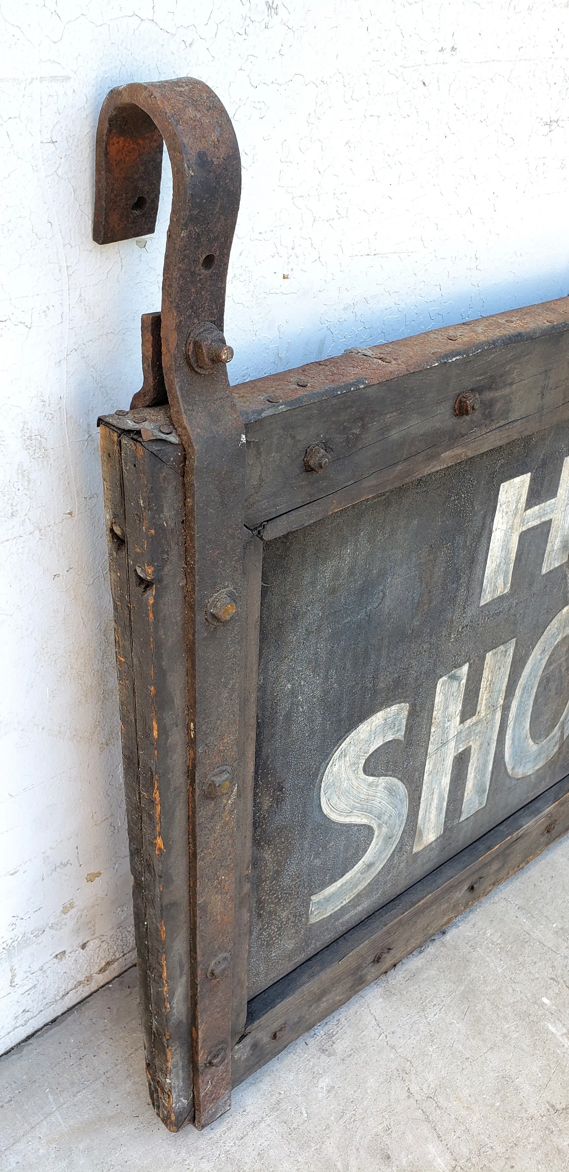 High Speed Shoe Repairing Sign