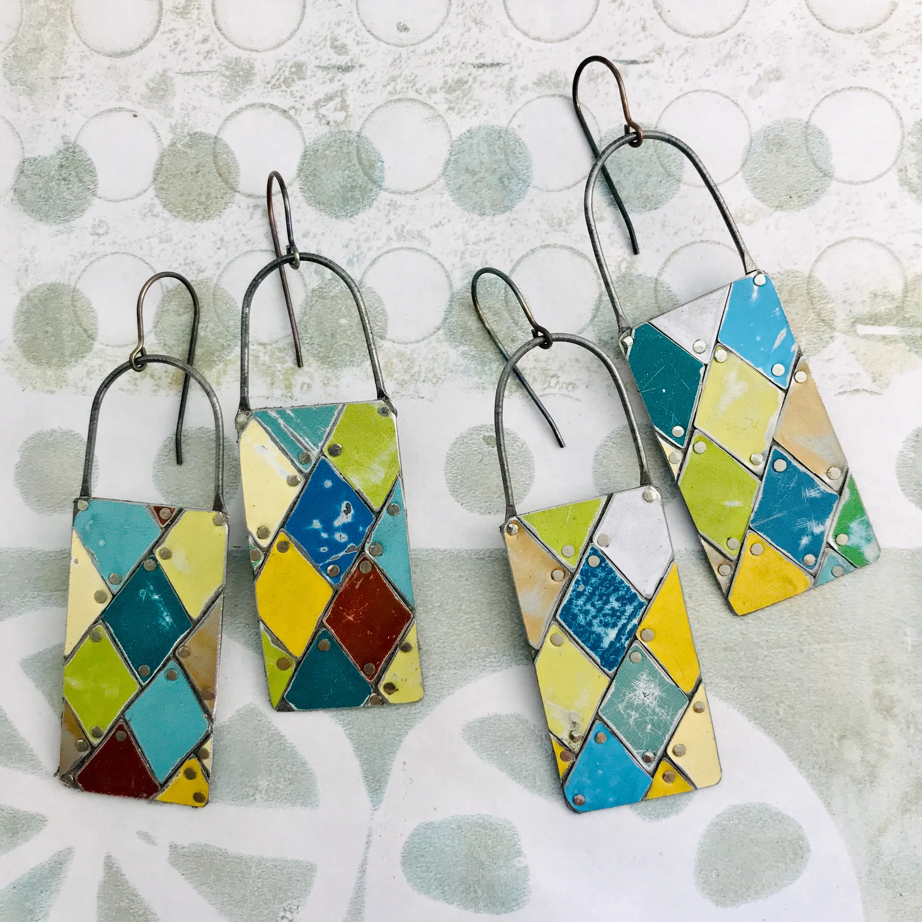 Le Cirque Harlequins Tesserae Arched Wire Tin Earrings