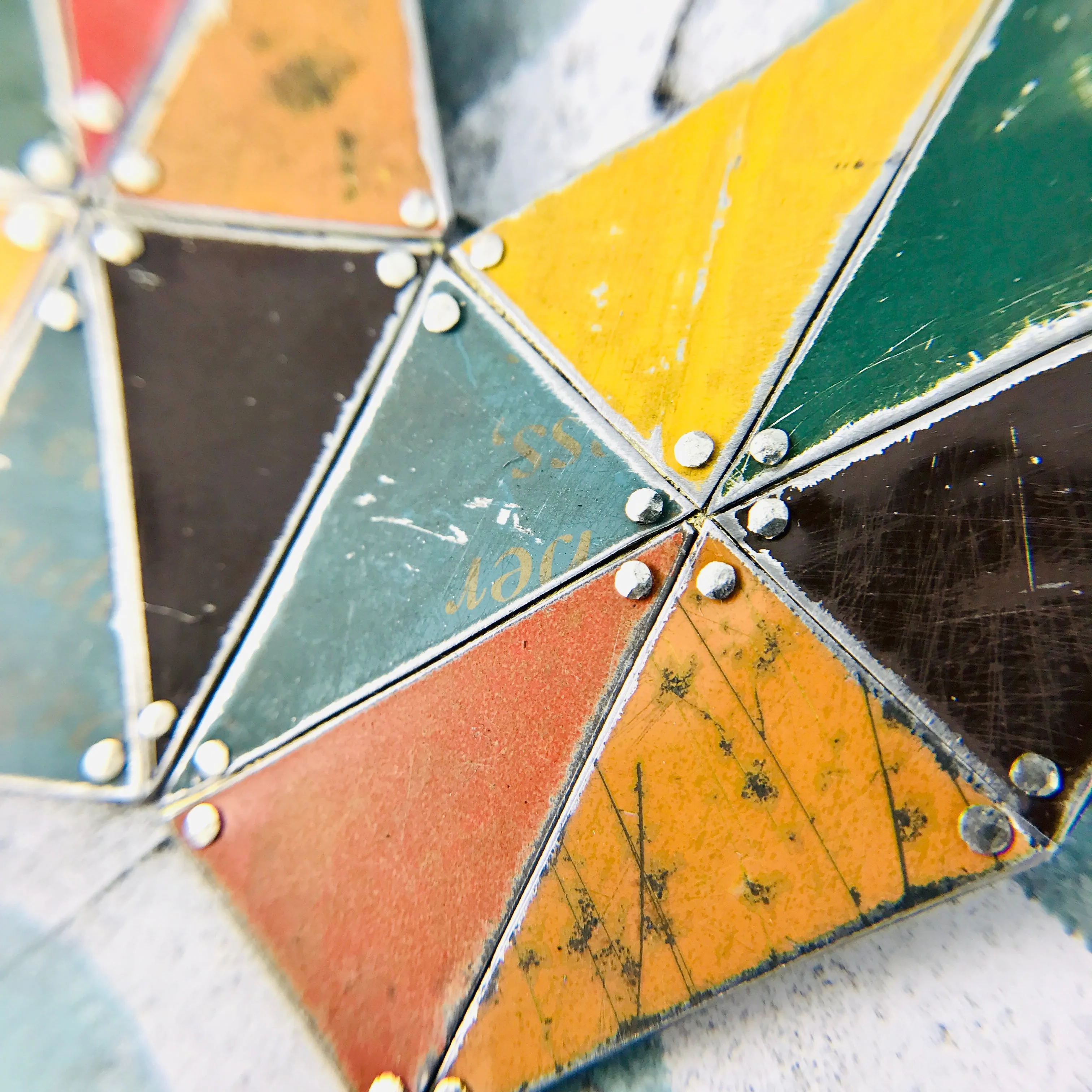 Le Cirque Tesserae Arched Wire Tin Earrings