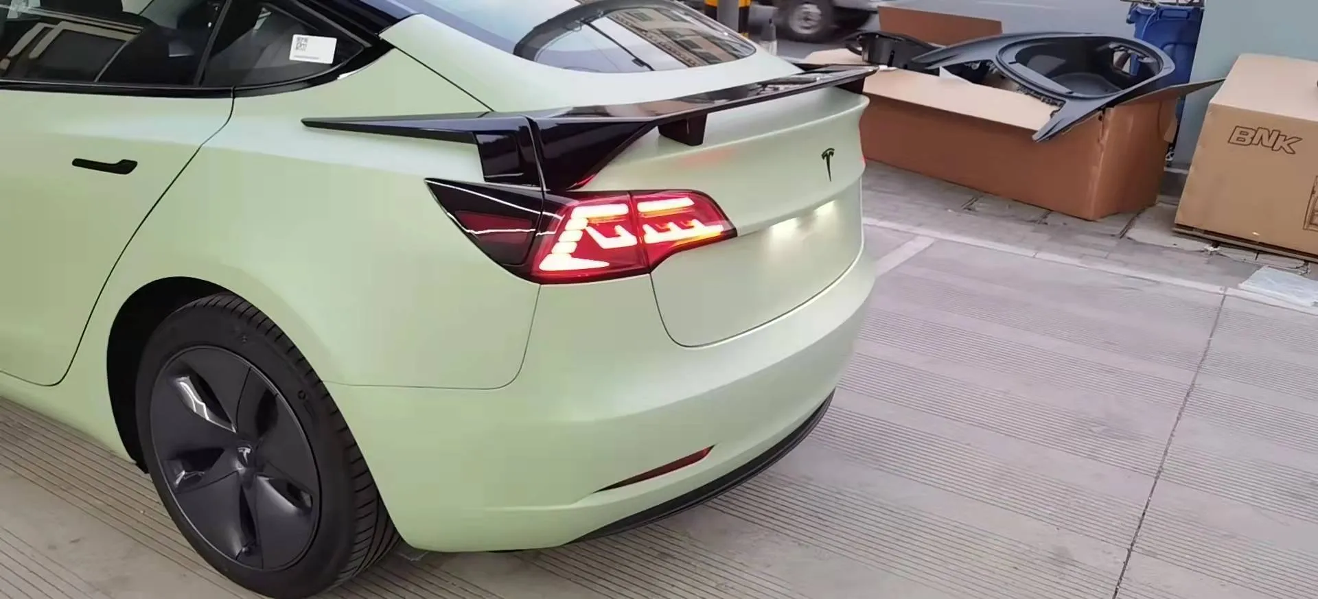 Sport Style LED Tail Lights For Tesla Model 3 & Model Y With Start Up Animation Sequential Indicator US Version Rear Lamps